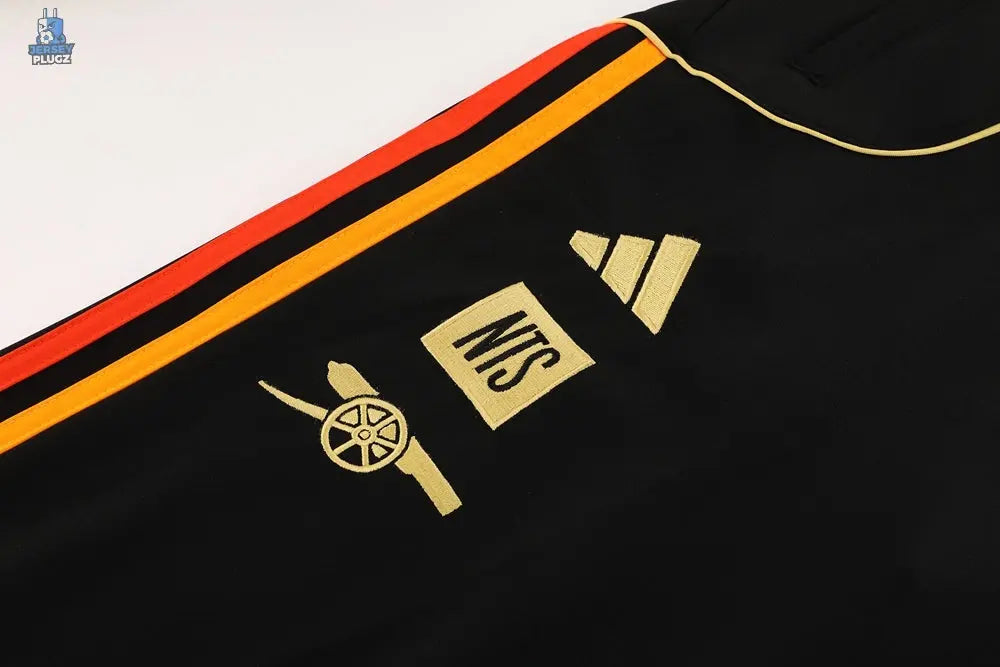 ENSEMBLE DE SURVÊTEMENT ARSENAL EXTERIEUR 2025/2026 JerseyPlugz