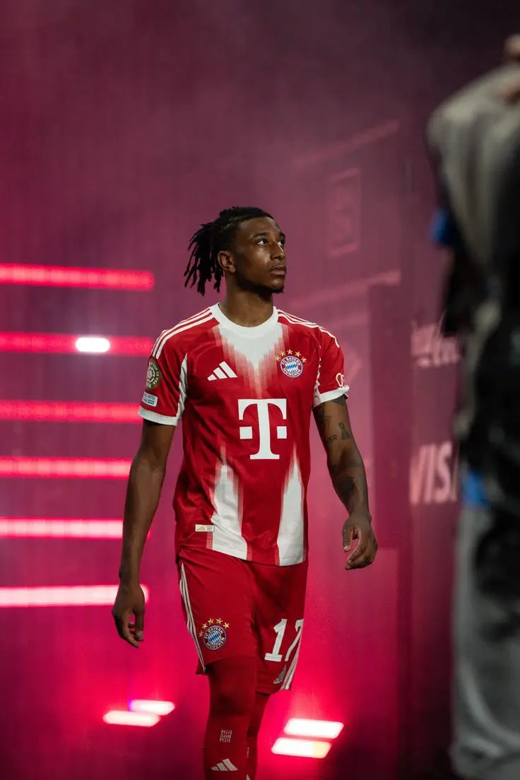 MAILLOT DOMICILE BAYERN MUNICH 2025 2026 JerseyPlugz