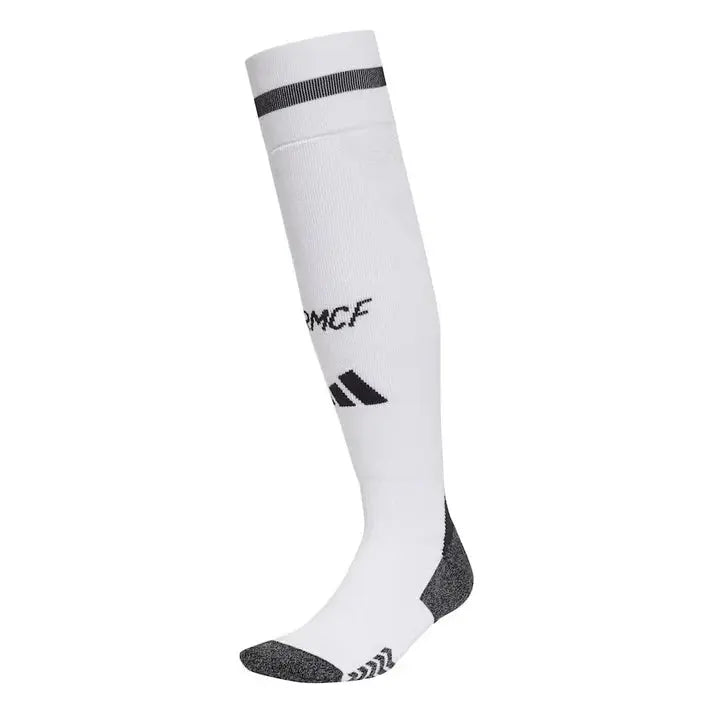 Short + chaussettes de football Real Madrid Domicile JerseyPlugz